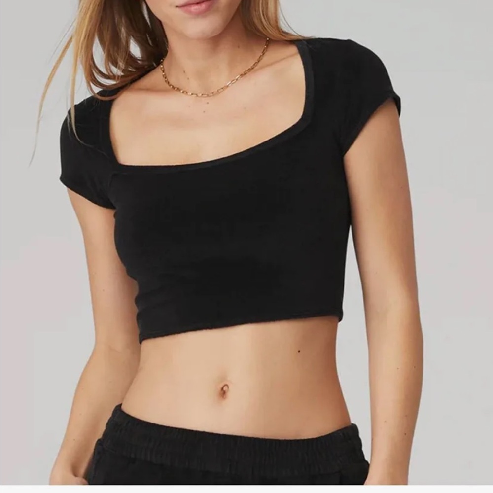 NWT ALO Yoga Terry Beachside Short Sleeve Women Top Brand New with Tag in Black